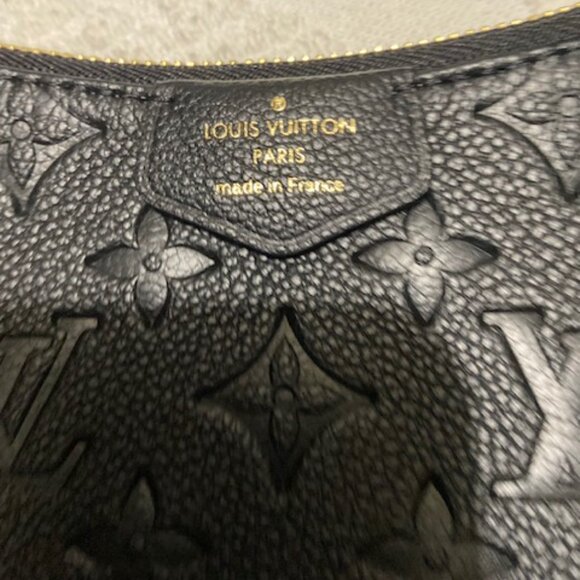 Louis Vuitton's Easy Pouch On Strap Bag M80349 (Used Once) - Picture 9 of 16